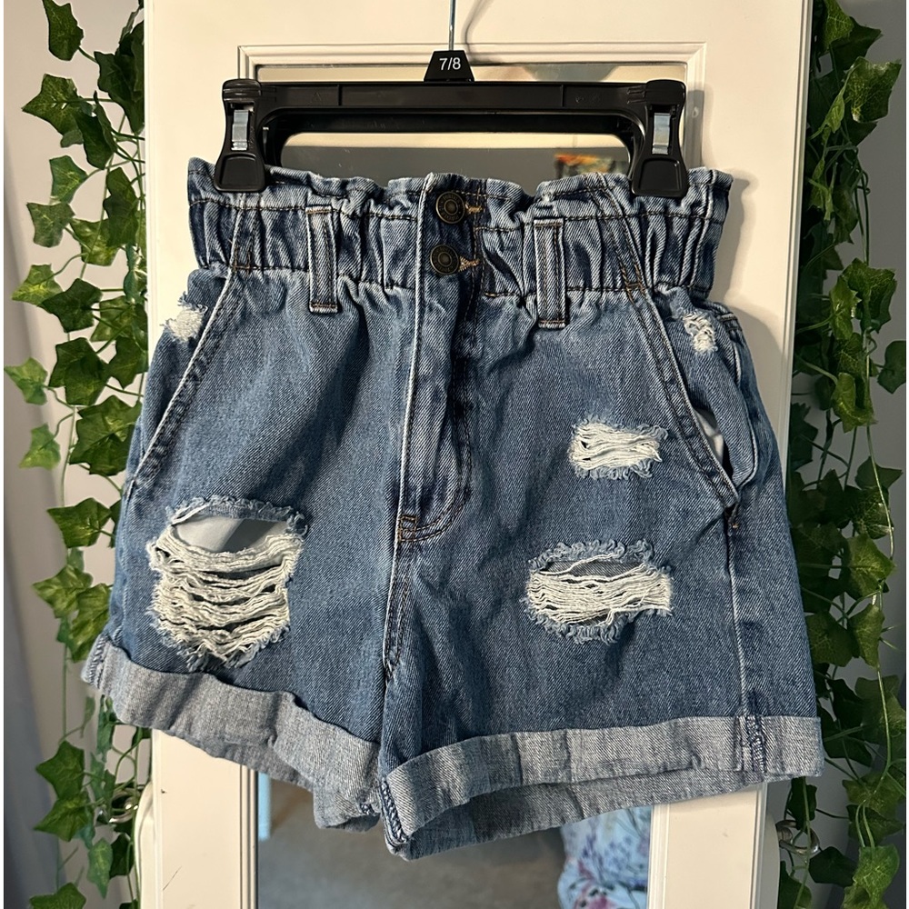 high waisted, paper bag, extra small, ripped, forever 21 shorts!